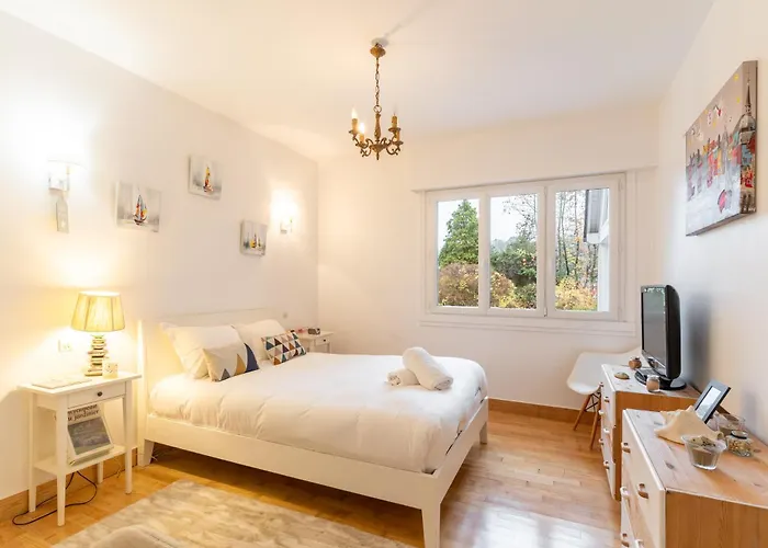 La Du Bonheur - 翁弗勒尔