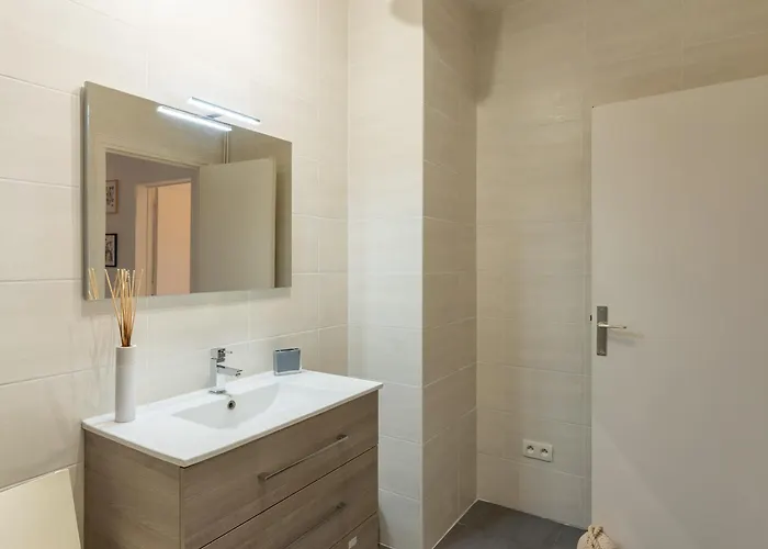 La Du Bonheur - 翁弗勒尔